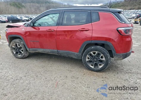 2018 Jeep Compass Trailhawk z USA, uszkodzony, nr VIN 3C4NJDDB4JT198771